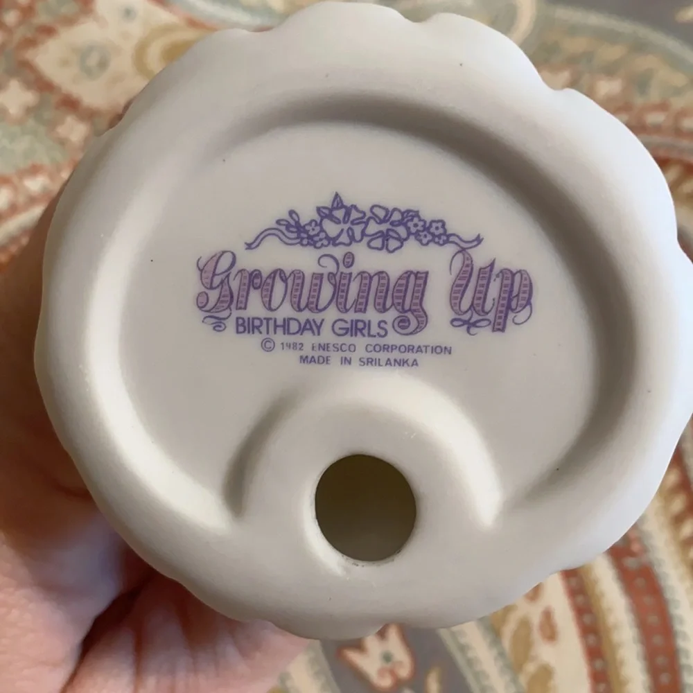 Age 8 Growing Up Birthday Girls figurine - Picture 2 of 5